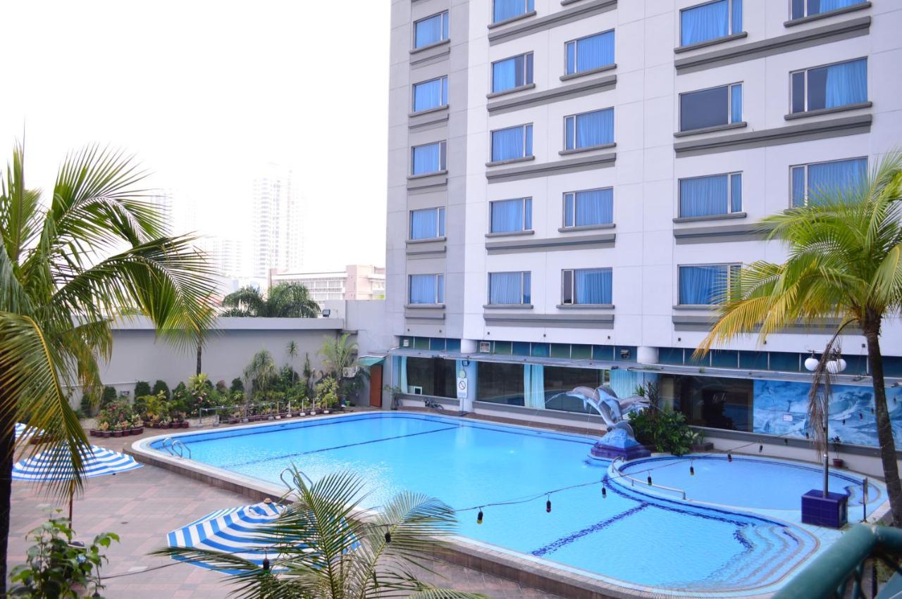 Grand Mercure Medan Angkasa Exterior photo