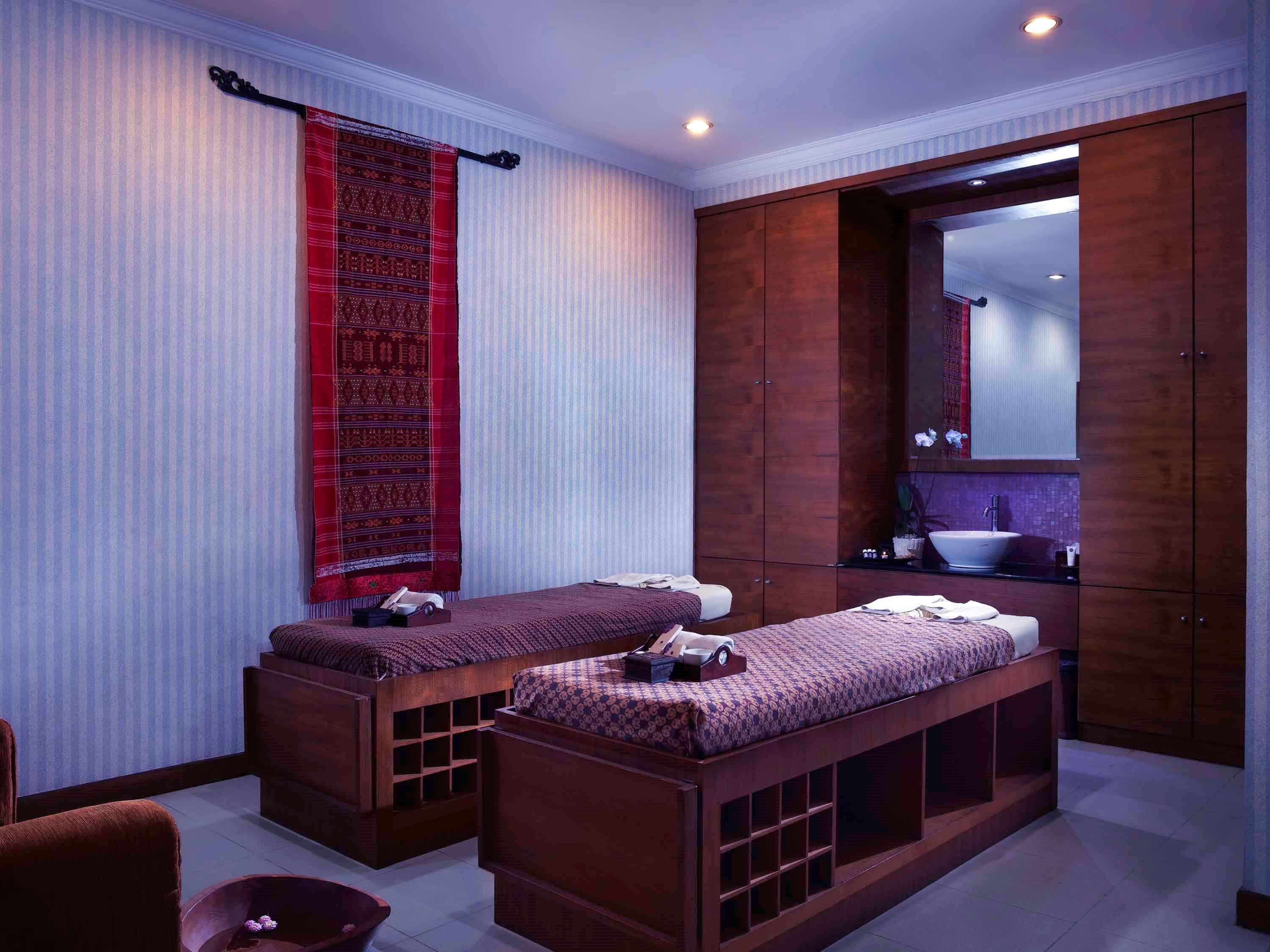 Grand Mercure Medan Angkasa Exterior photo
