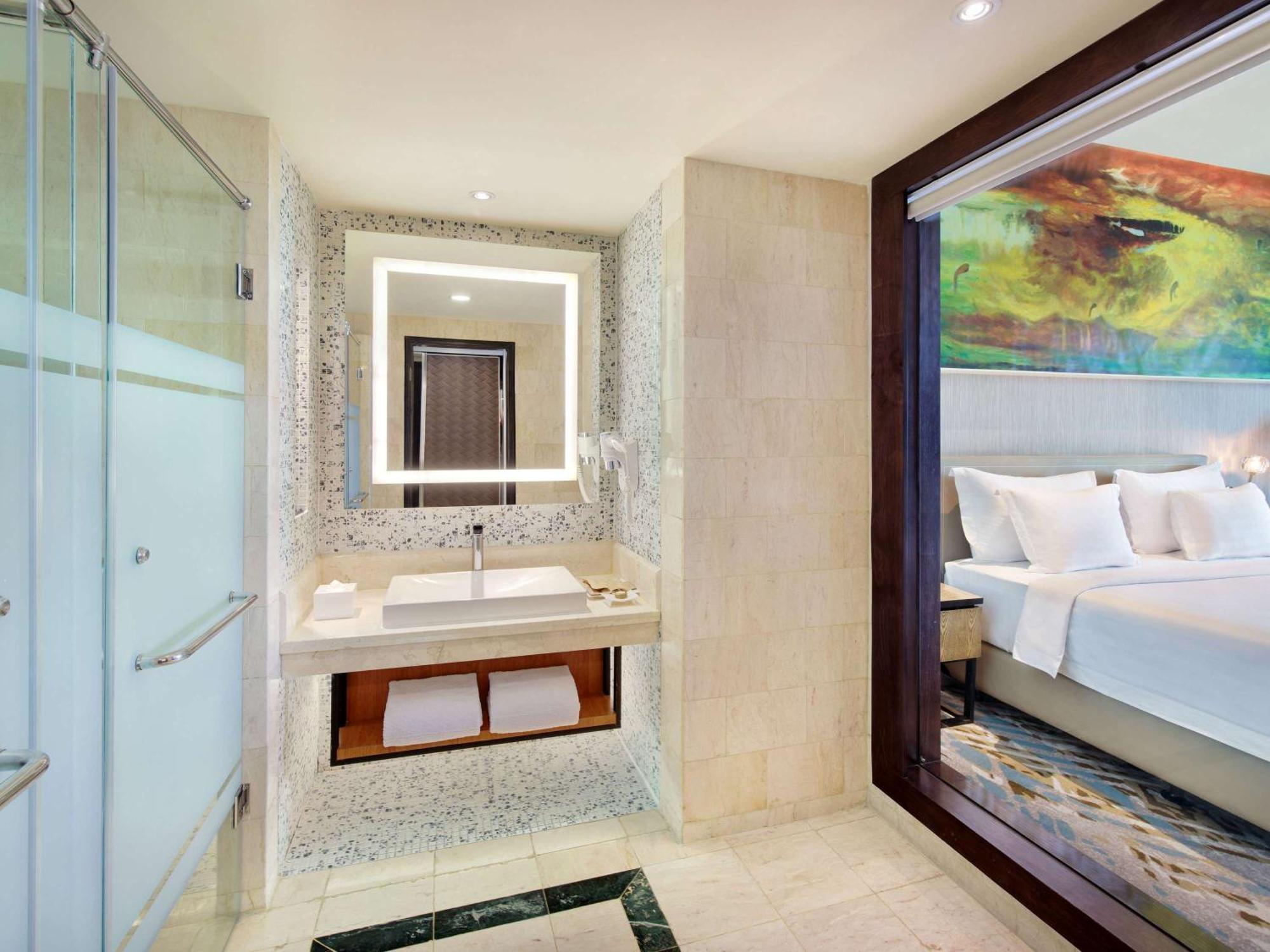Grand Mercure Medan Angkasa Exterior photo