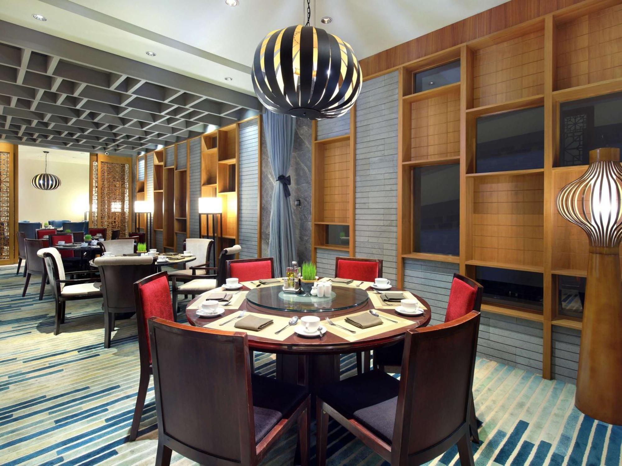 Grand Mercure Medan Angkasa Exterior photo